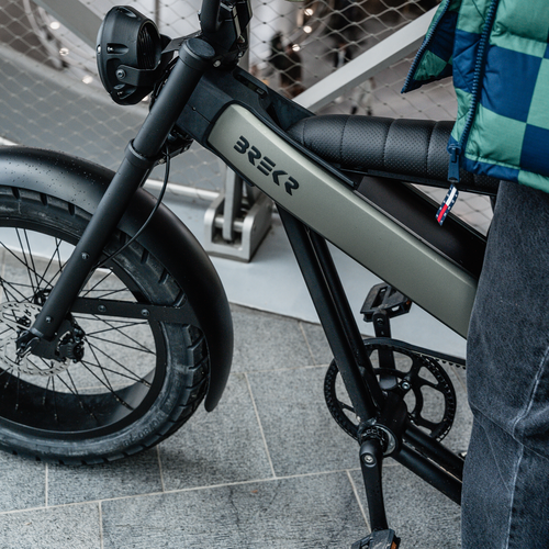 Brekr F250 Jet Black Matte