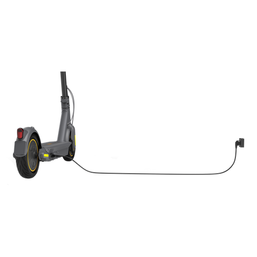 Segway-Ninebot Kickscooter Max G30E II aan het opladen